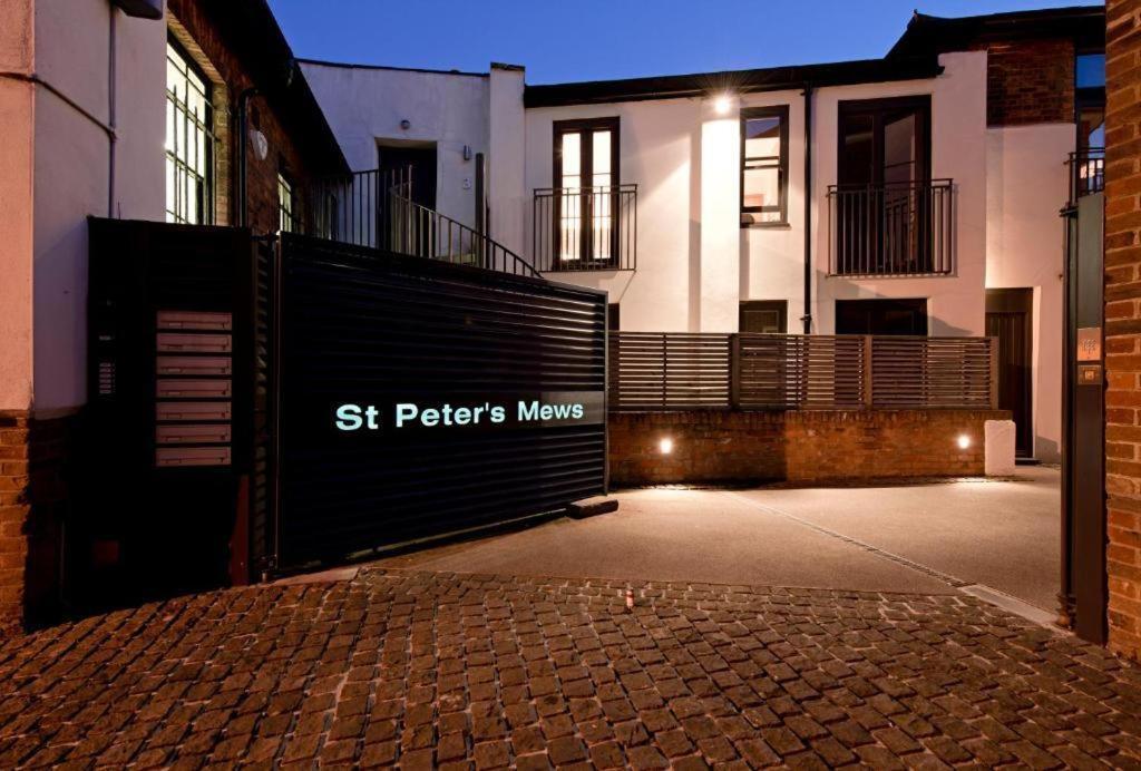 Central Two Bedroom Apartments St Albans By Central Stays Short Lets & Serviced Accommodation With Free Parking Pokoj fotografie